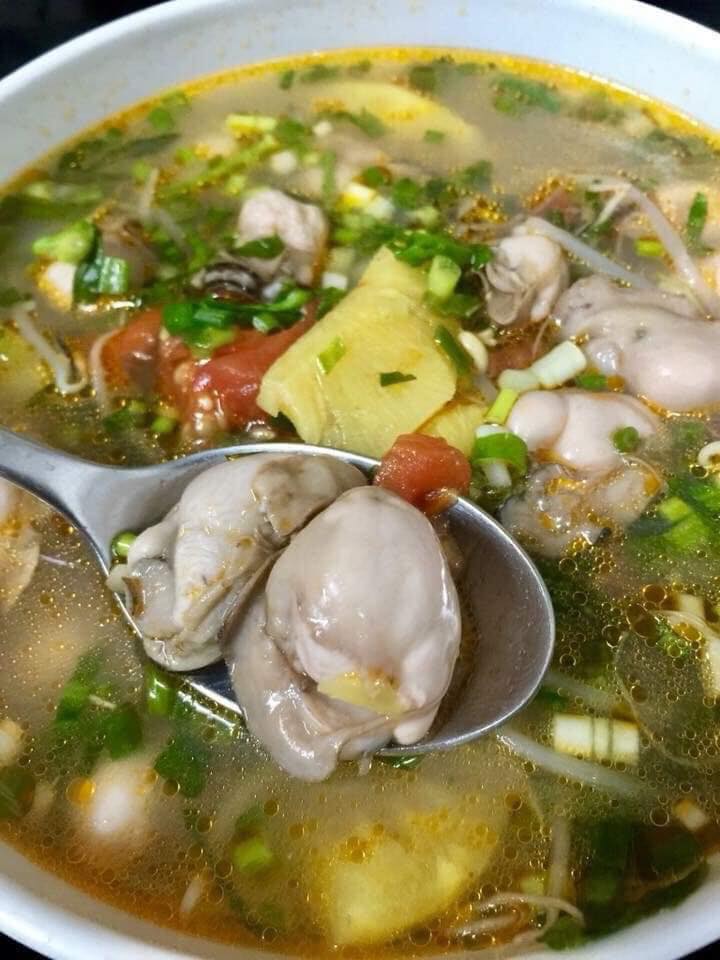 Canh chua hàu